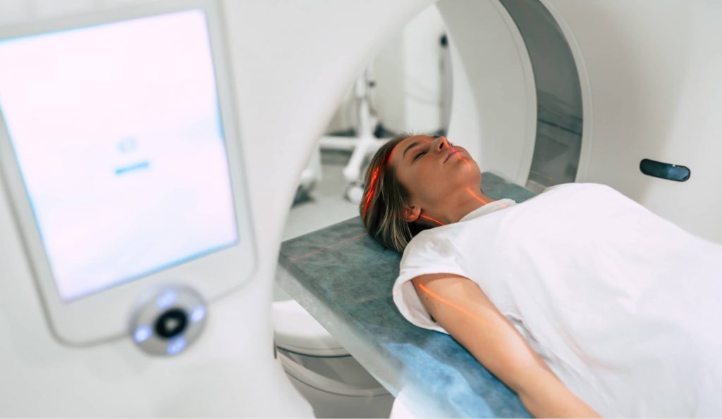Diferencia entre tomografía y resonancia